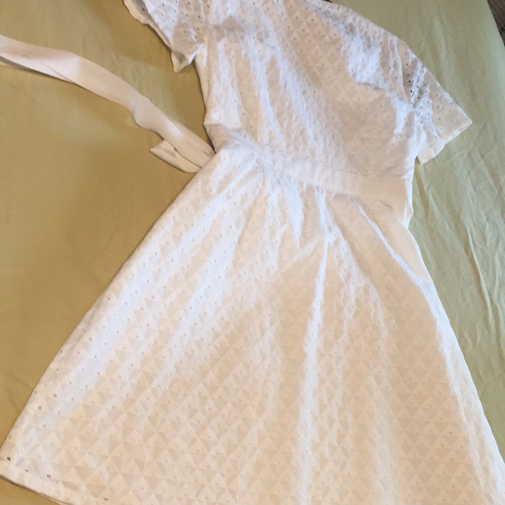 Dress - Picture 3 of 4